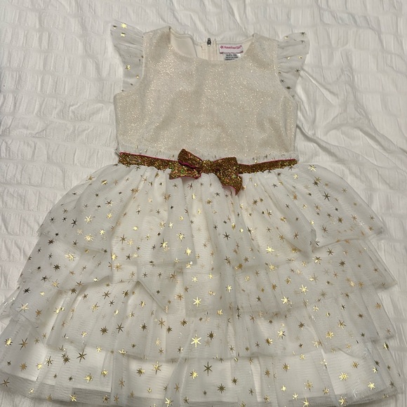 EUC AMERICAN GIRL DRESS - cream & gold party holiday dress size 7 - Picture 1 of 7